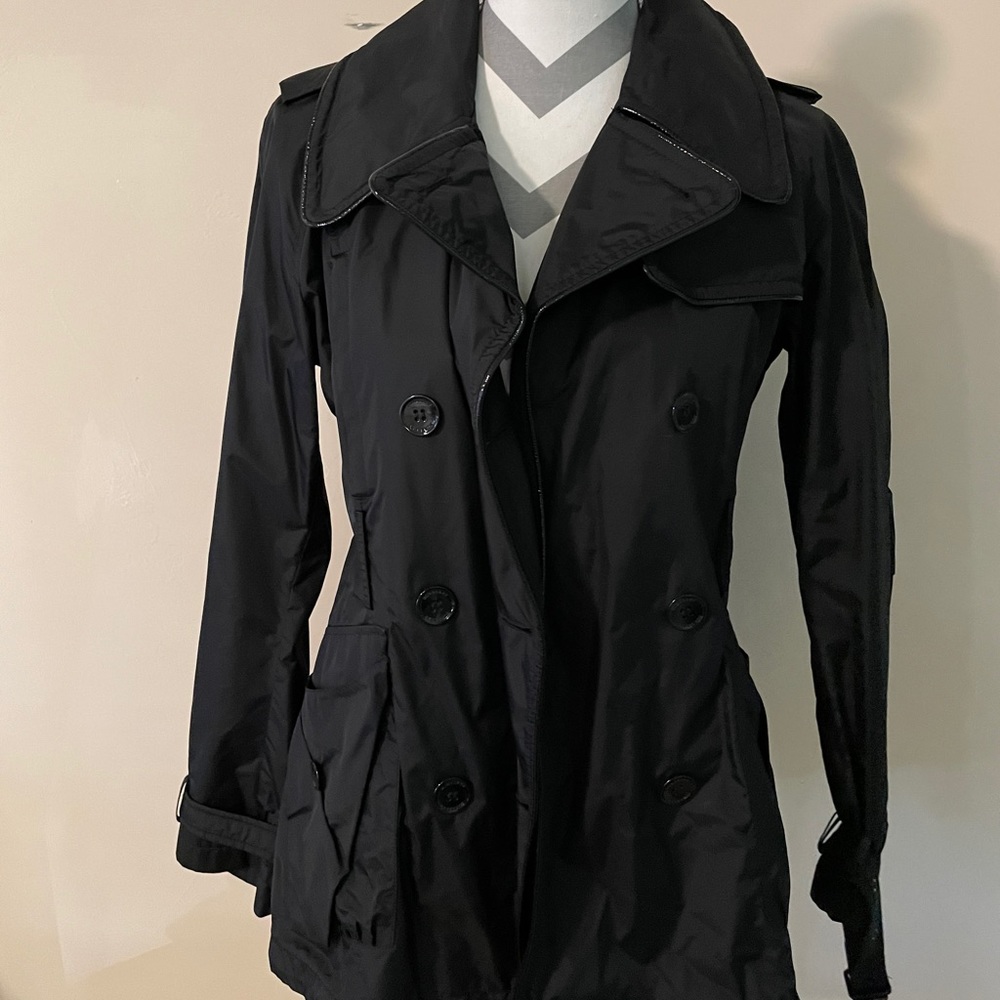 Rain coat
